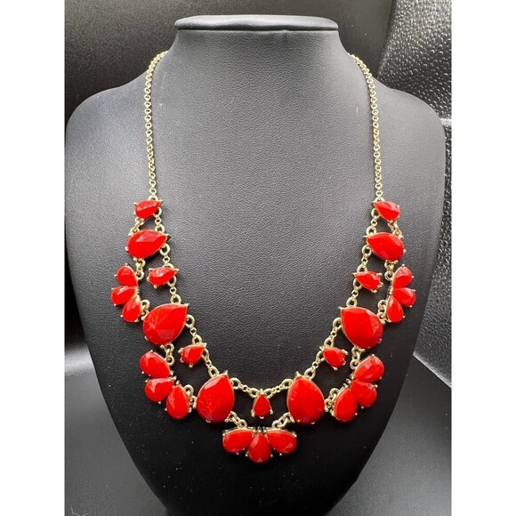 White House Black Market Teardrop Necklace - Picture 3 of 7